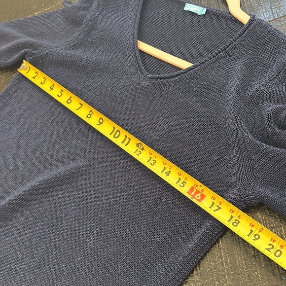 J. McLaughlin Callum Blue V-Neck Long Sleeves Pullover Sweater size Medium - Picture 5 of 7